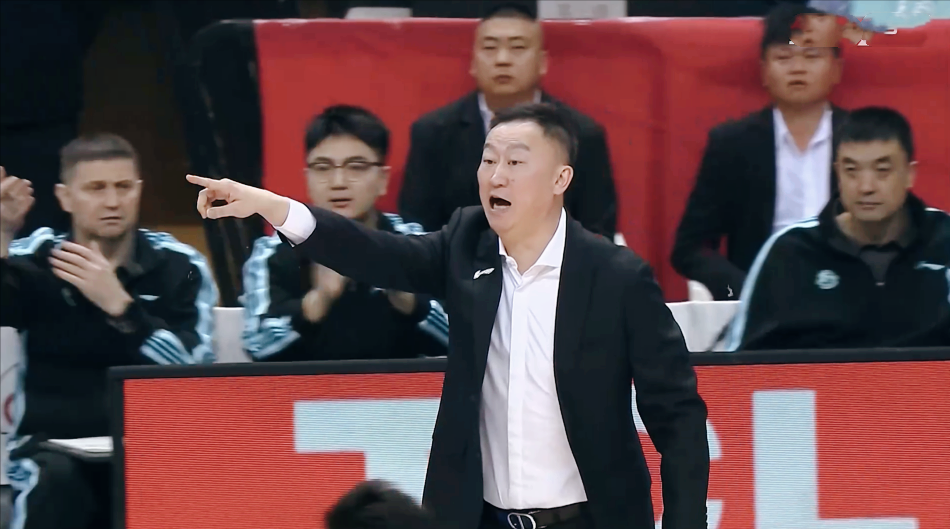 欧博abg官网入口-30分惨败！2大新援难挽3连败，CBA关键1战：青岛摧枯拉朽升第5！